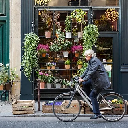 Rue De Montfaucon By Onefinestay * פריז